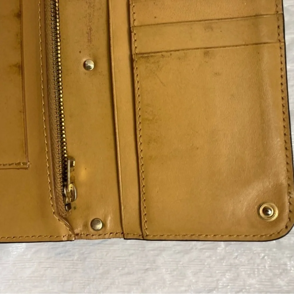Sophia hulme black leather wallet
